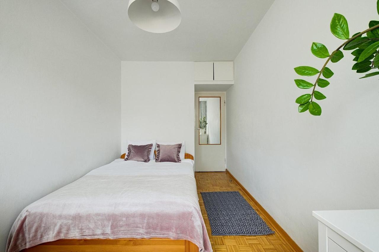 2 Bedroom Apt In Heart Of Warsaw Zgoda 9 Tv70 ภายนอก รูปภาพ