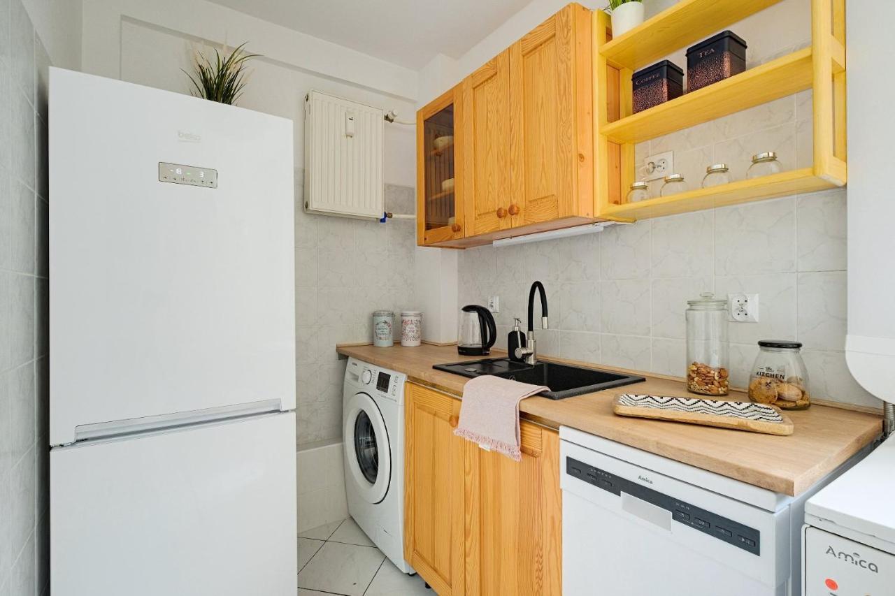 2 Bedroom Apt In Heart Of Warsaw Zgoda 9 Tv70 ภายนอก รูปภาพ